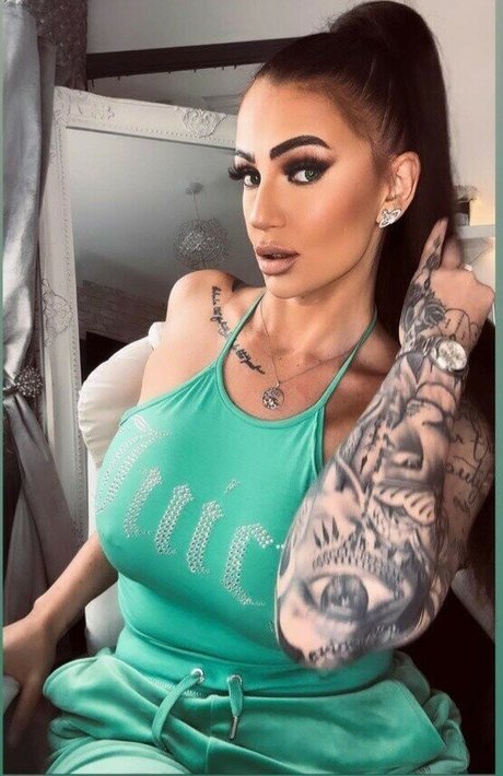 Siobhan Ward OnlyFans Nacktbilder