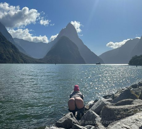 emily bella free OnlyFans Fotos