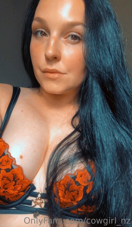 latina shemale onlyfans schön Porträt