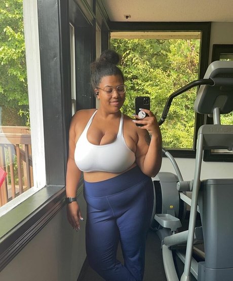 WeightOffAsh Nacktbilder von OnlyFans geleakt