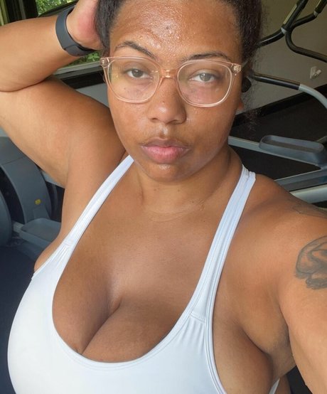 WeightOffAsh Strip OnlyFans