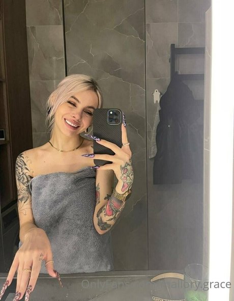 mallory grace OnlyFans Leak