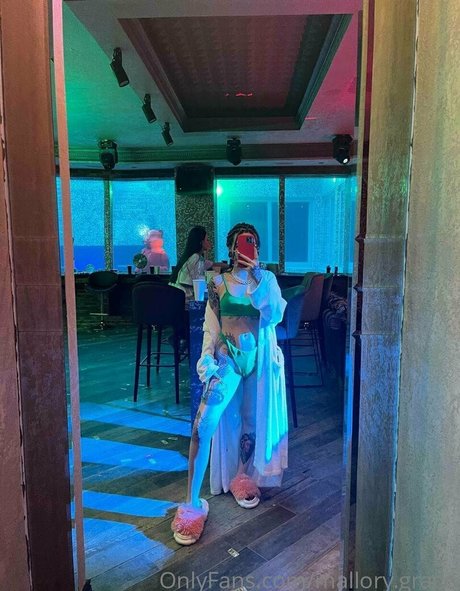 mallory grace OnlyFans XXX