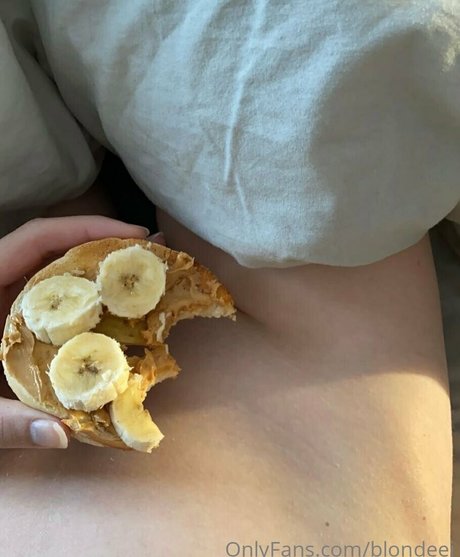 blondeej Leaks OnlyFans