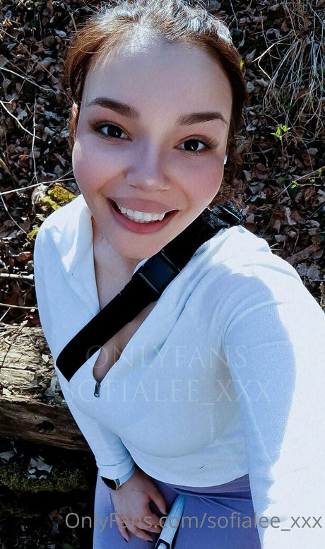 Sofia Lee Porn OnlyFans Leaks