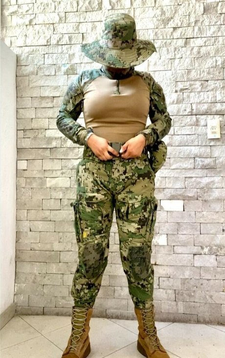 zam pe Nackt geleakt OnlyFans