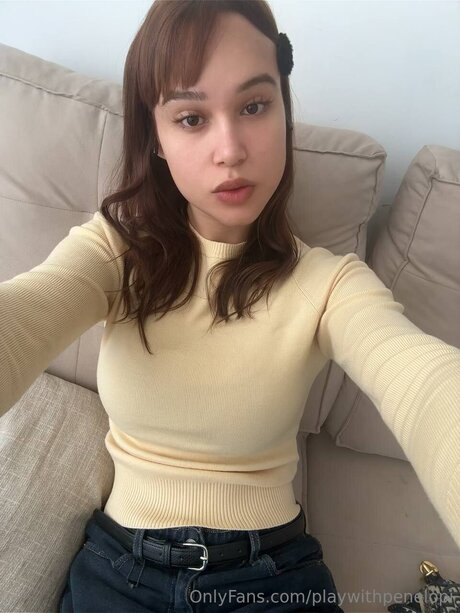 Playwithpenelopi OnlyFans explizite Inhalte