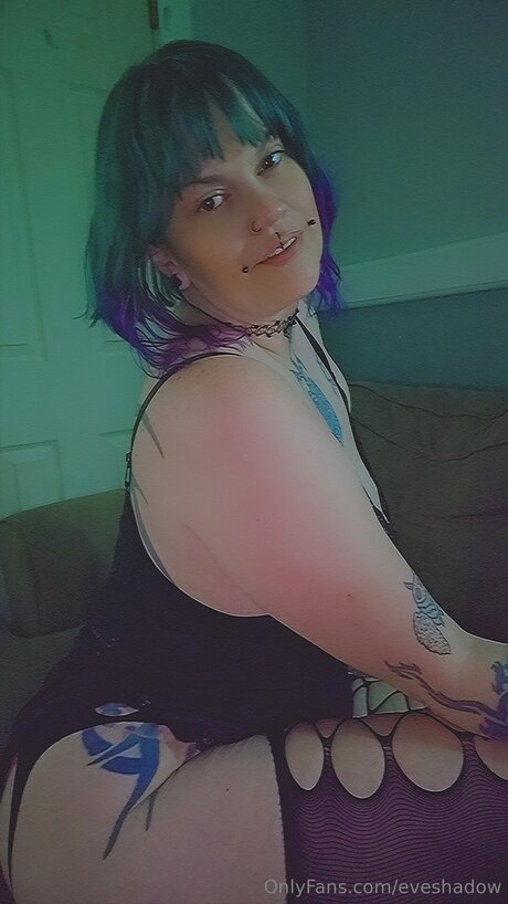 Eveshadow OnlyFans Gratis-Inhalte