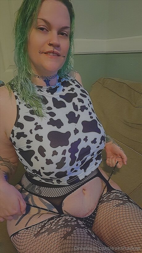 Eveshadow Nackt auf OnlyFans