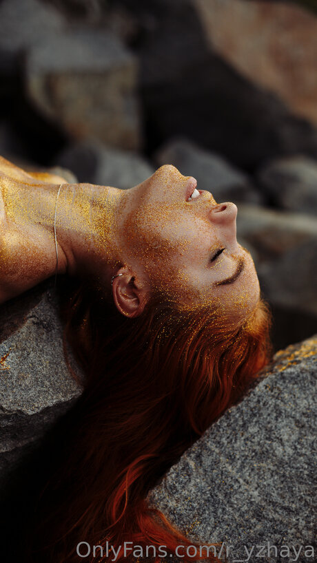 R Yzhaya Nackt auf OnlyFans