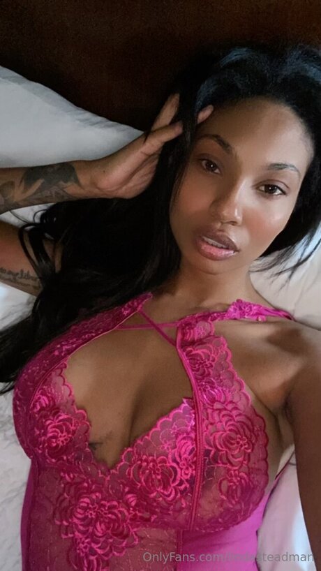 Lindasteadman Leak von OnlyFans Pornografie