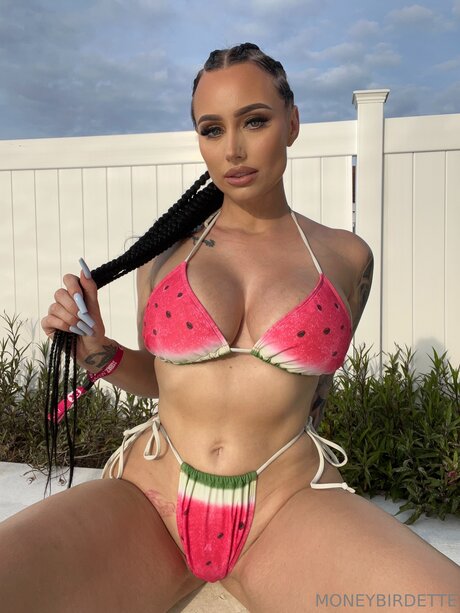 Moneybirdettevip Nackt