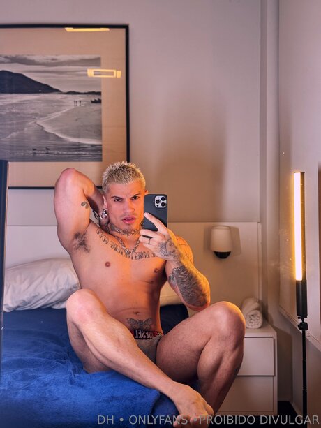 Zayd0nly OnlyFans Striptease