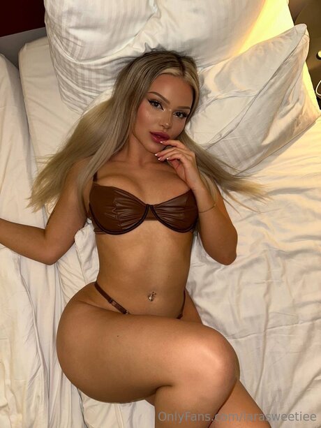 Larasweetiee Oben ohne OnlyFans
