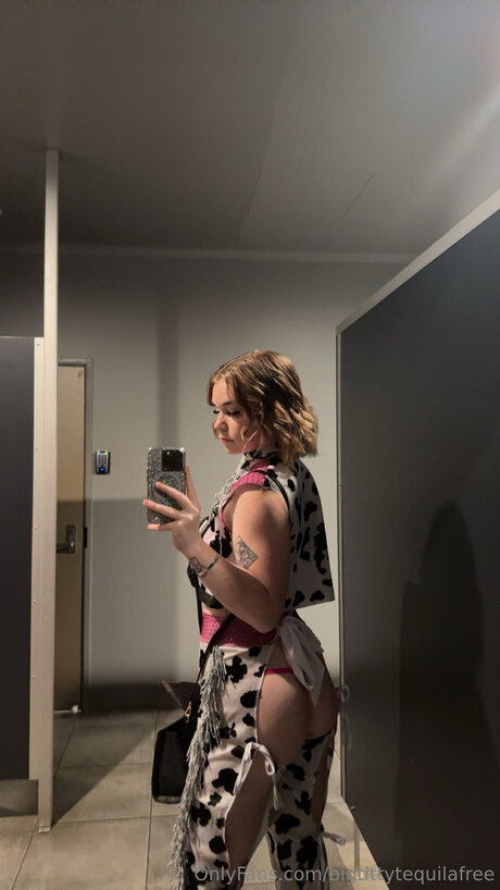 Teexquila NurlyFans-Pornos