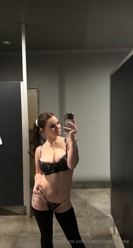 Teexquila Nacktbilder OnlyFans Geleakt