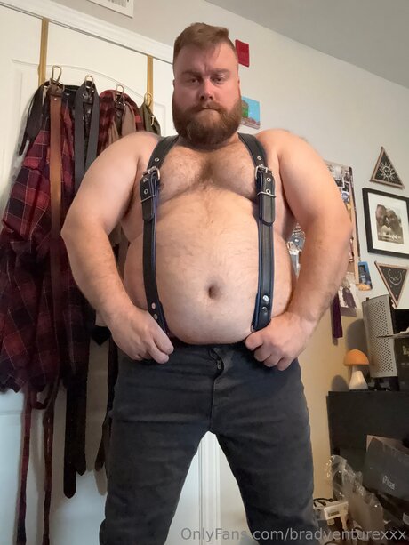 Bradventurexxx OnlyFans-Pornos