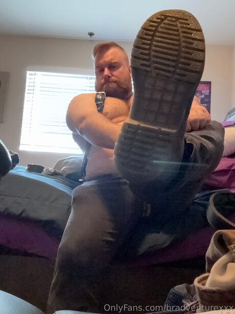 Bradventurexxx Nacktpornos auf OnlyFans