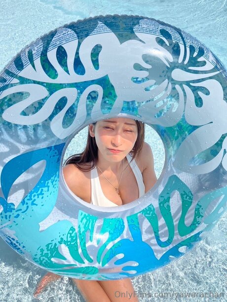 Yawarachan OnlyFans geleakte Brüste