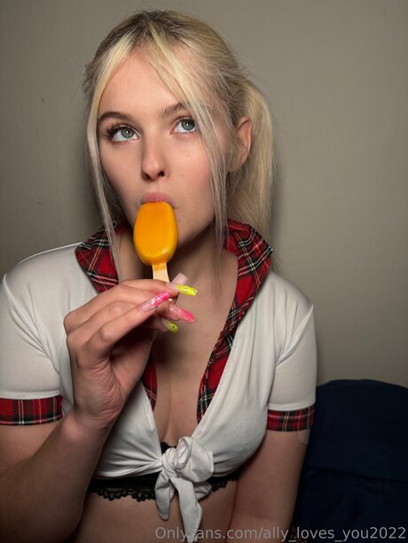 Ally Loves You2022 OnlyFans XXX