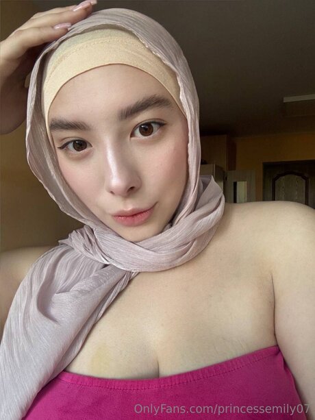 Princessemily07 OnlyFans Nacktbilder