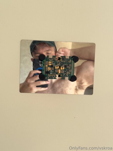 Vskroa Gratis OnlyFans