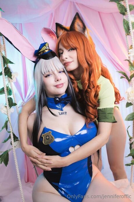 Jenniferoffic Leaks von Nacktbildern auf OnlyFans