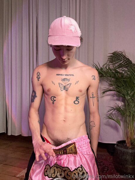 Milotwinkx OnlyFans-Leak