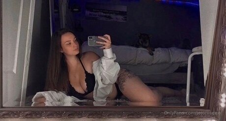 Jojoroseee OnlyFans