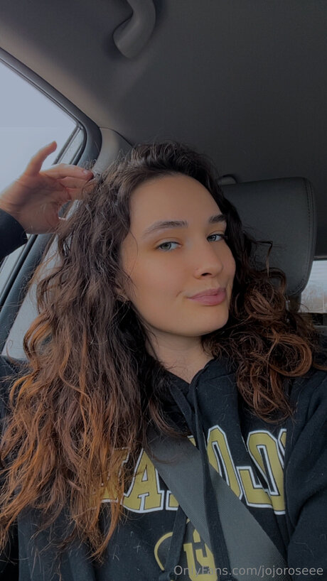 Jojoroseee OnlyFans Inhaltstyp