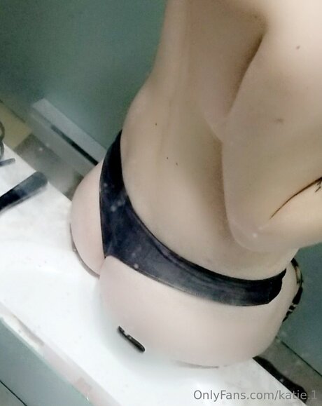 Katie 1 OnlyFans Nackt