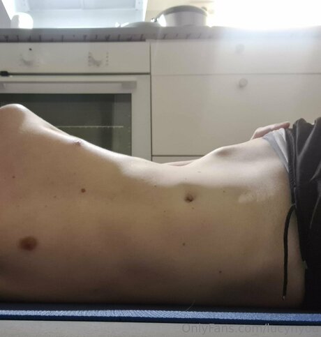 Lucynyou Nacktbilder von OnlyFans