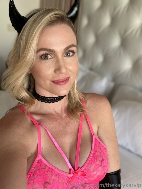 Thekatykatvip OnlyFans gratis