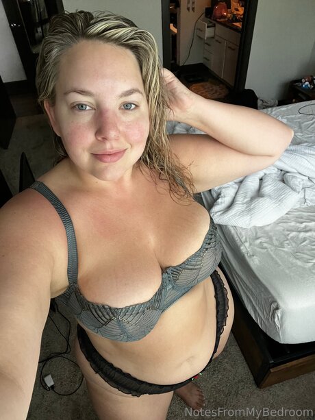 Notesfrommybedroom Neue OnlyFans Leaks