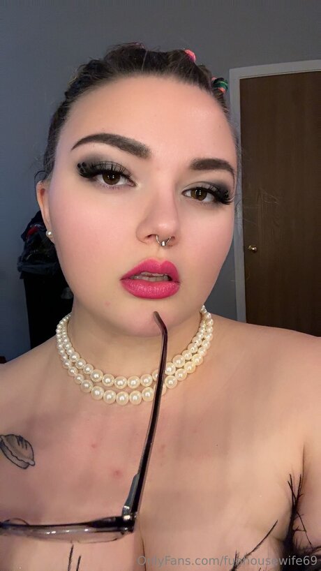 Funhousewife69 OnlyFans Leak
