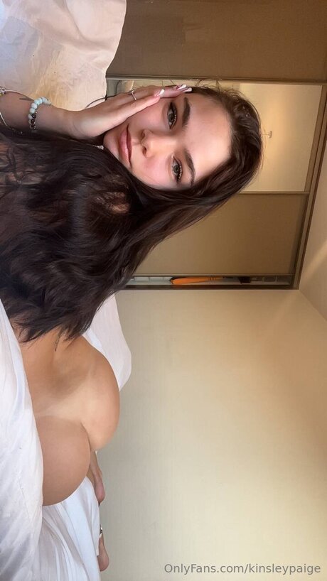 Kinsleypaige OnlyFans Nacktbilder geleakt