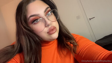 Tiffnsfw3bu OnlyFans Archiv