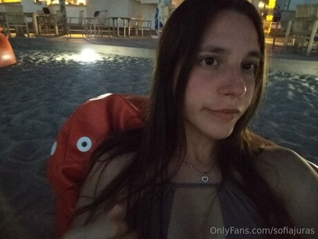 Sofiajuras Nackt auf OnlyFans