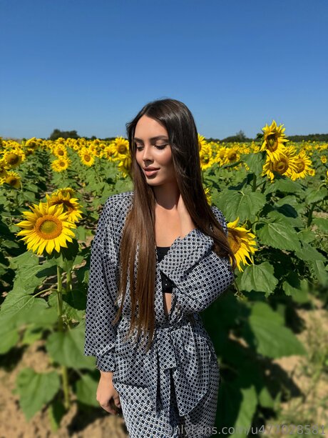 Karina Paw OnlyFans X