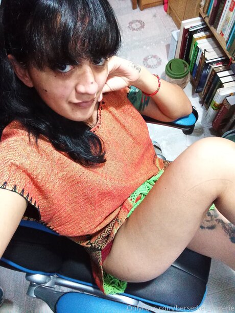 Berserker Lingerie Kostenloses OnlyFans