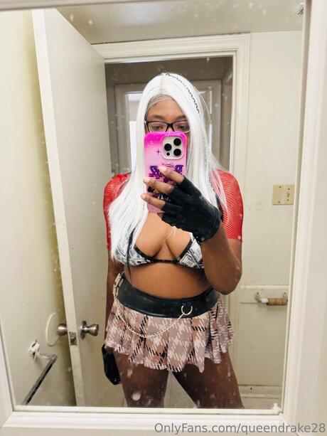 Queendrake28 Heiße OnlyFans Inhalte