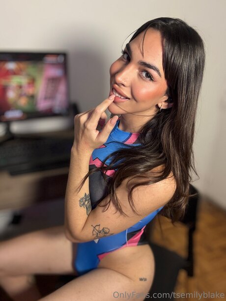 Tsemilyblake NurlyFans-Pornoleaks