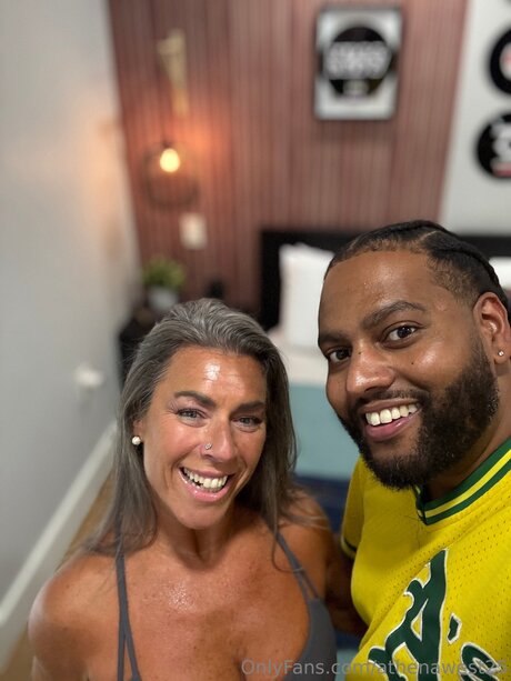 Athenawest25 OnlyFans-Model