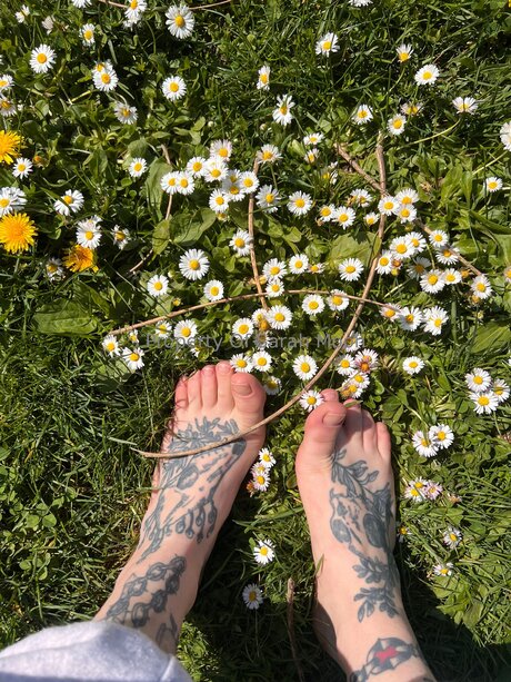 Sarahmoonsg OnlyFans-Post