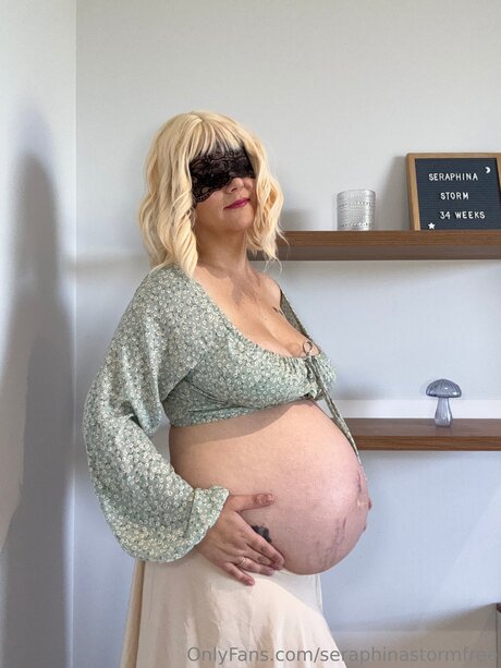 Seraphinastormfree Leaks von OnlyFans