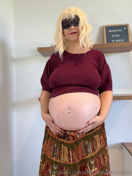 Seraphinastormfree OnlyFans-Seite
