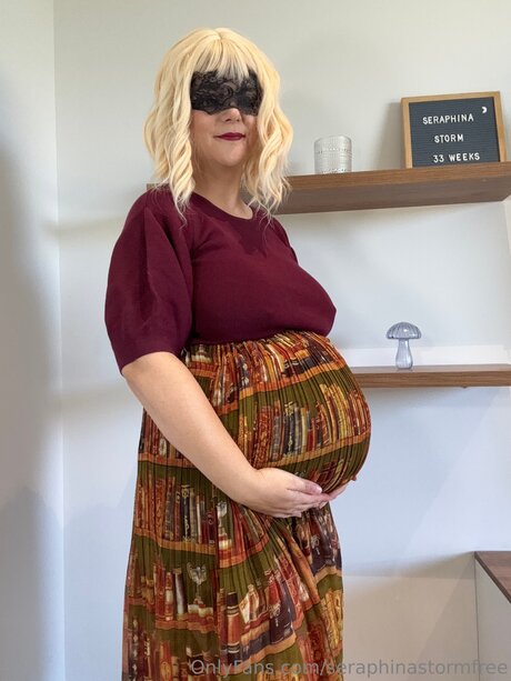 Seraphinastormfree OnlyFans-Archiv