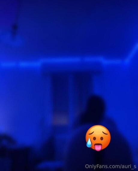 Auri S OnlyFans Star