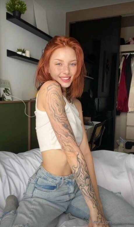 Dinaluu Nacktbilder von OnlyFans geleakt