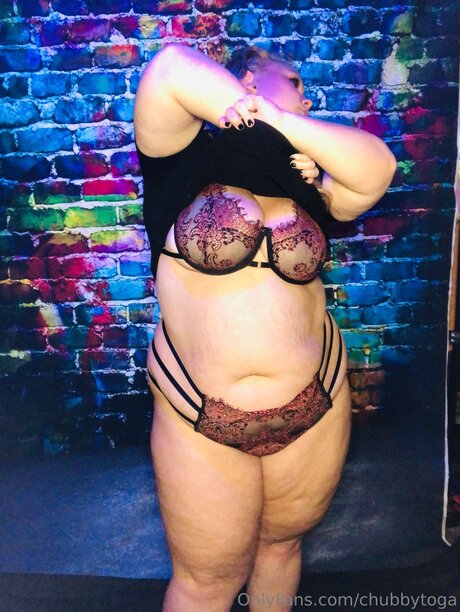 Chubbytoga OnlyFans nackte Brüste